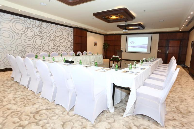 Golden Bujari Hotel Al Khobar Ngoại thất bức ảnh